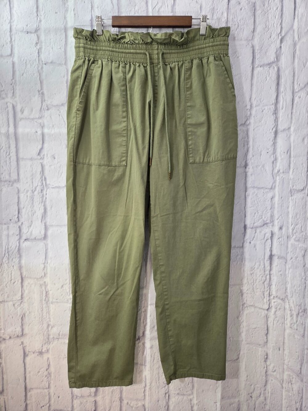 Vanilla Star Women's Plus 2X Olive Green Ruffle Drawstring Utility Pants (Flaw)